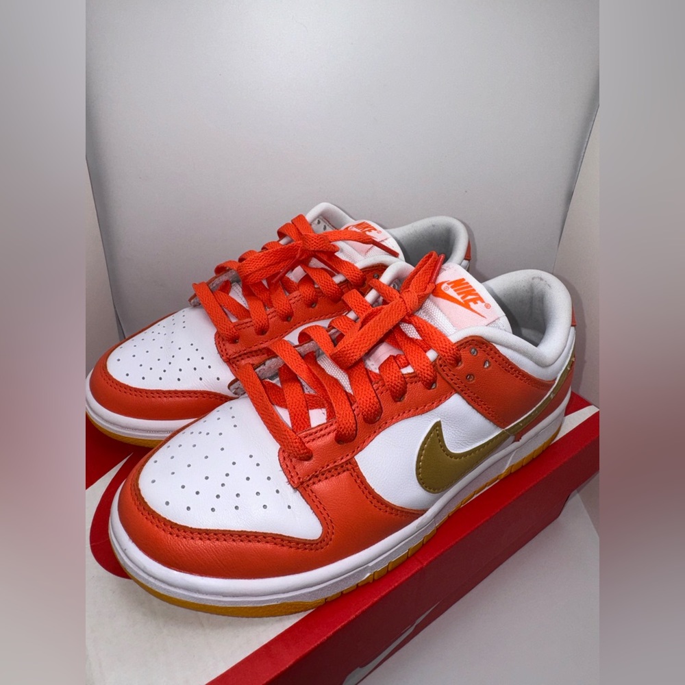 Women's) Nike Dunk Low 'Orange / Metallic Gold’